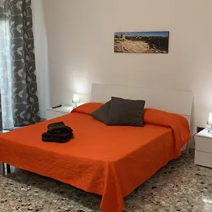Al Flamingo , Syrakuzy Włochy
